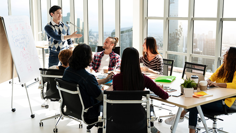 security-training-800x450 Group training in a meeting room